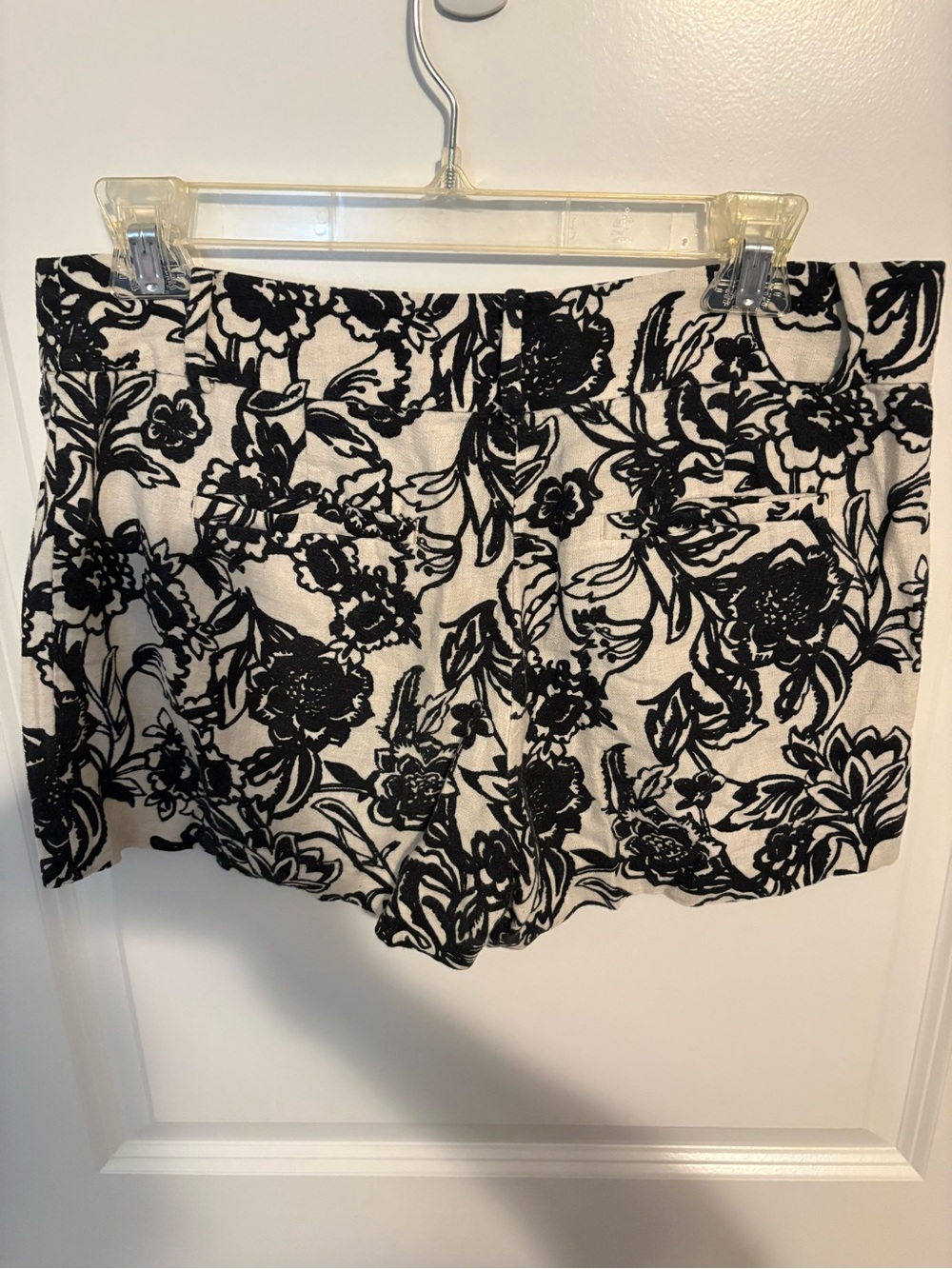LOFT Black and White Floral Shorts
